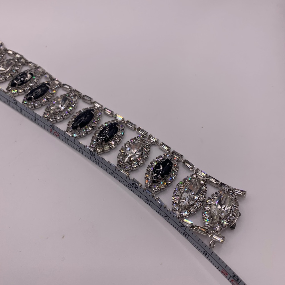 #126 Rare find. Stunning vintage 1920’s Hobe silver tone rhinestone  bracelet - Picture 7 of 10